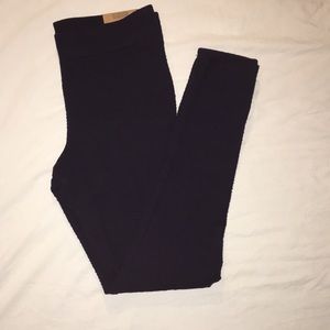 American Eagle high-rise Aztec print flex legging